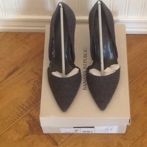 Banana Republic Adelia Pump